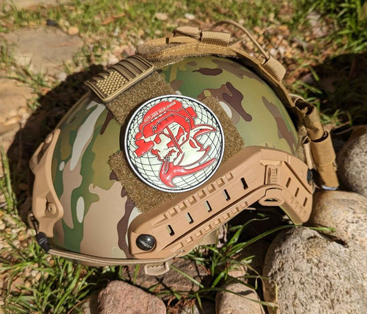 Outlaws WORLDWIDE! GLOW (pvc+velcro) 2.75"